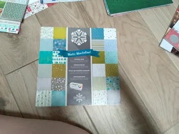 Papier scrapbooking