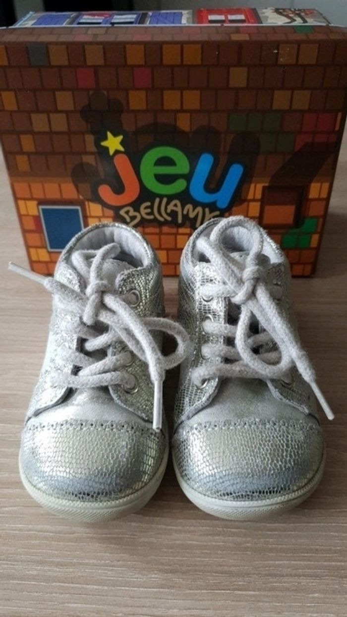 chaussures de marche grise Bellamy