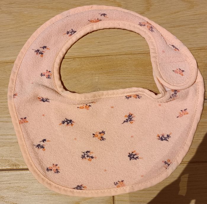 Lot de 5 bavoirs à scratch pour bébé fille - photo numéro 3