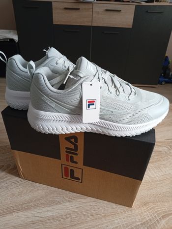 Baskets Fila neuves