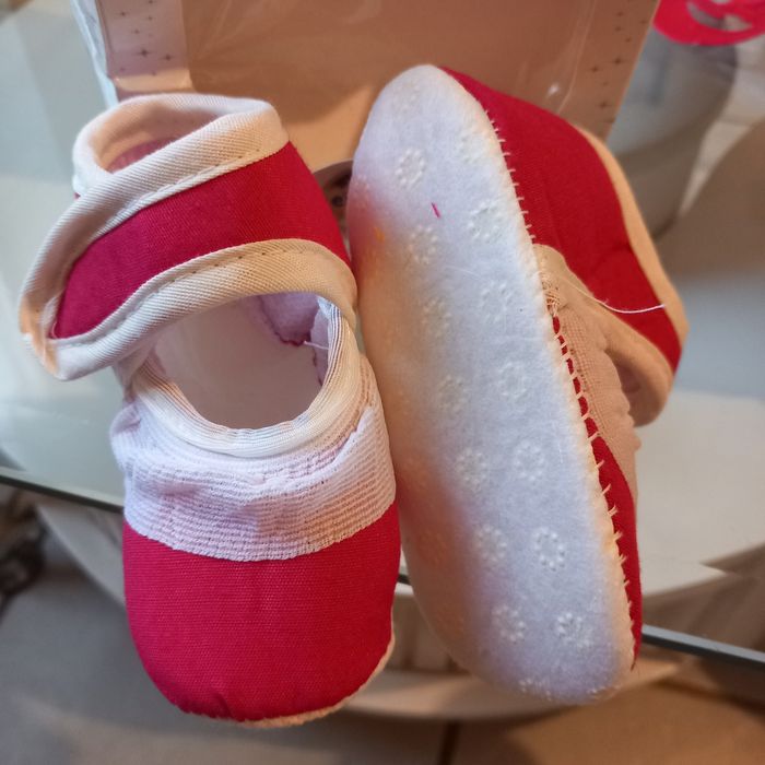 Chaussons bébé fille - photo numéro 2