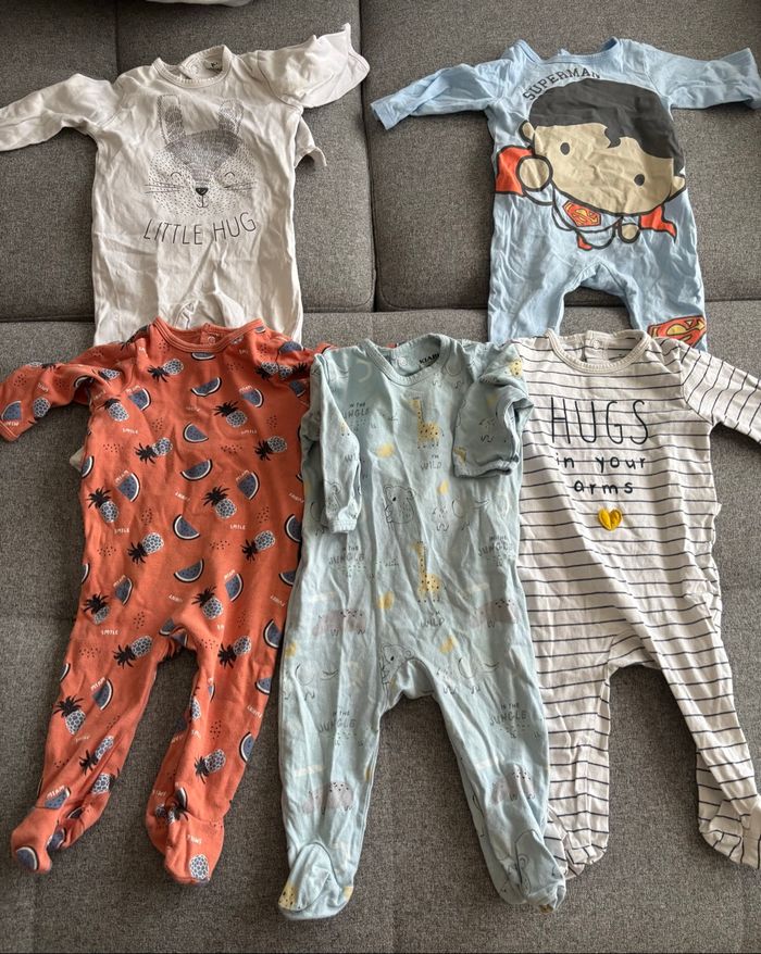 Lot vêtements garçons 6 mois - photo numéro 4