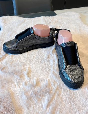 Chaussures détente, baskets de taille 36, languette élastique, noir et argenté