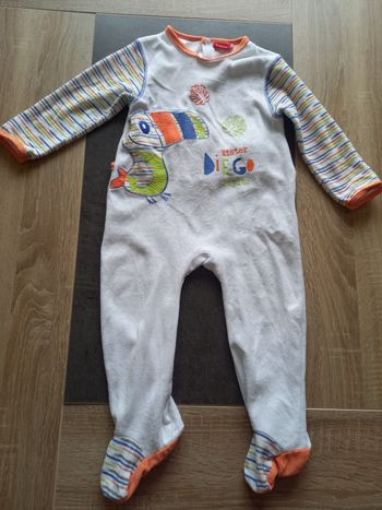Pyjama toucan