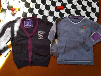 Lot de 2 articles pull et gilet garçon 6 ans ikks
