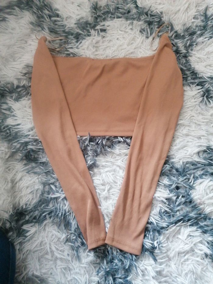 Haut bershka - photo numéro 2