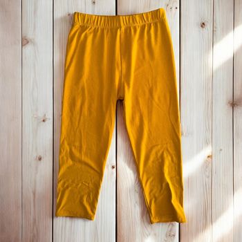 🌸Legging jaune moutarde just cozy - Taille 36 🌸