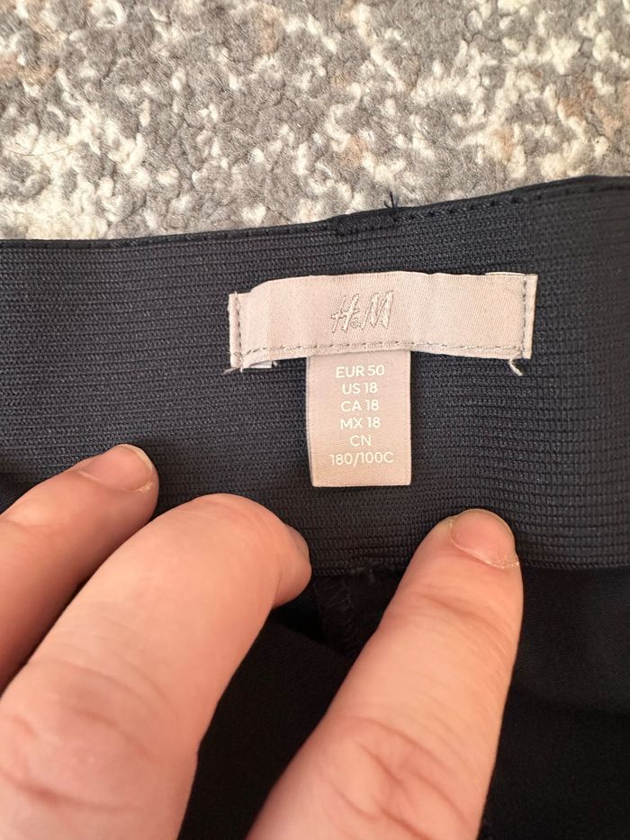 Pantalons H&M Taille 50 neuf ne jamais porter - photo numéro 2