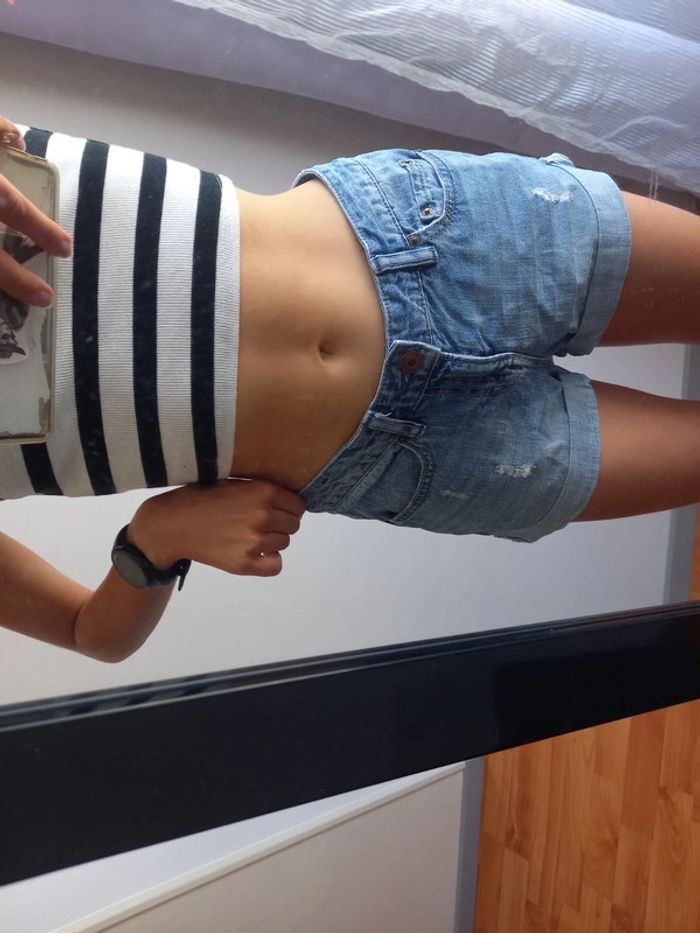 Short en jean taille 34 h&m - photo numéro 3