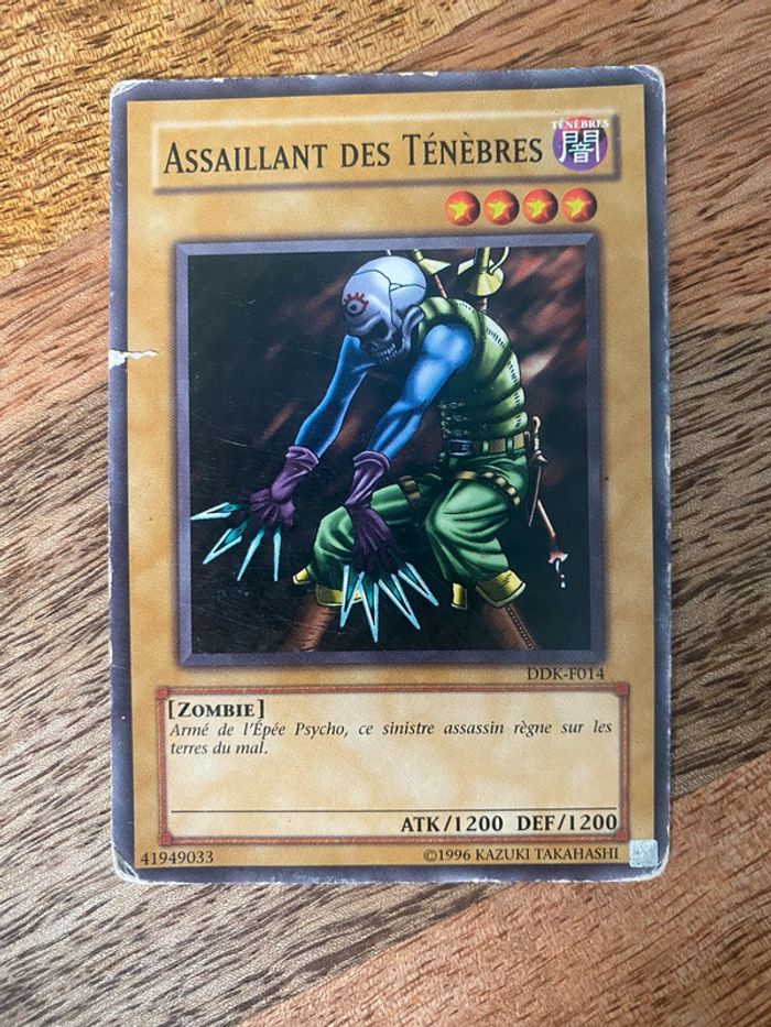 Carte Yu-Gi-Oh! Assaillant des ténèbres DDK-F014 1996