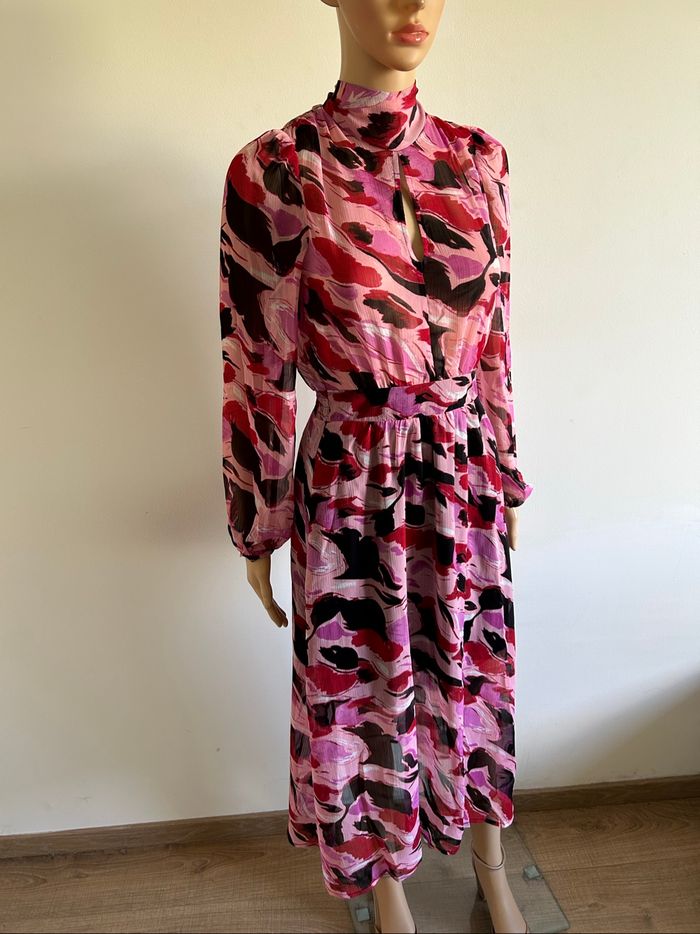 Robe longue rose neuve à manches longues Morgan taille 36 (valeur 90€) - photo numéro 2