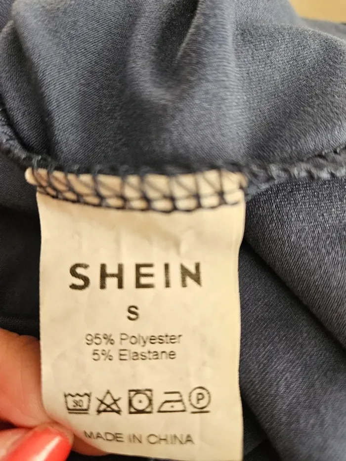 Tee shirt femme bleu shein taille S - photo numéro 2