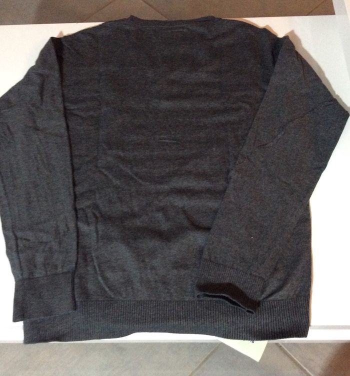 Pull homme Desigual Taille M - photo numéro 4