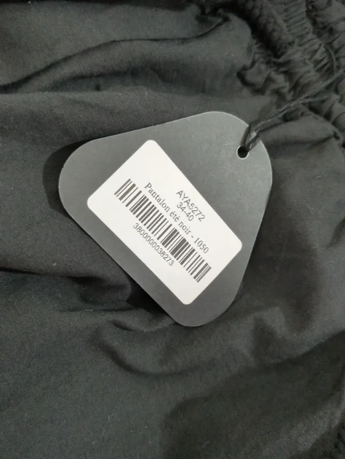 Pantalon AYA noir (existe aussi en marine) Taille 36/38 – Neuf avec étiquette - photo numéro 3