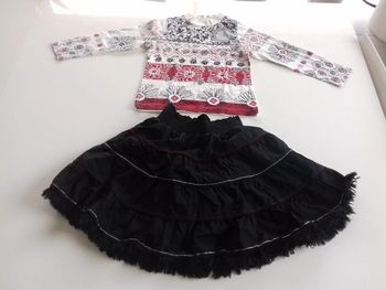 Ensemble 4 ans Catimini Jupe et haut ML