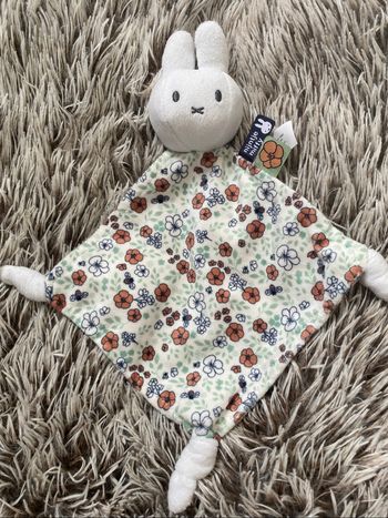 Doudou lapin plat nijntje miffy