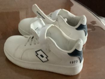 Baskets garçon LOTTO