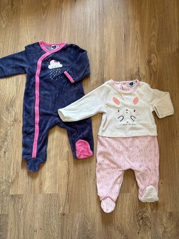Lot 2 pyjamas velours 6 mois Mots d’enfants