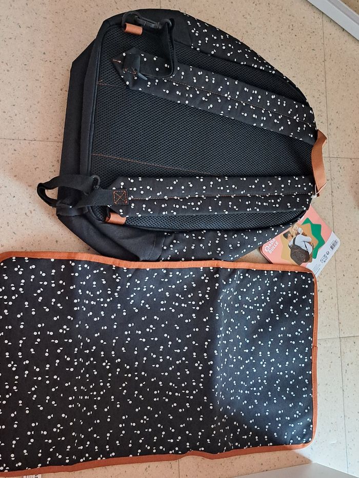 Sac à dos à langer - photo numéro 8