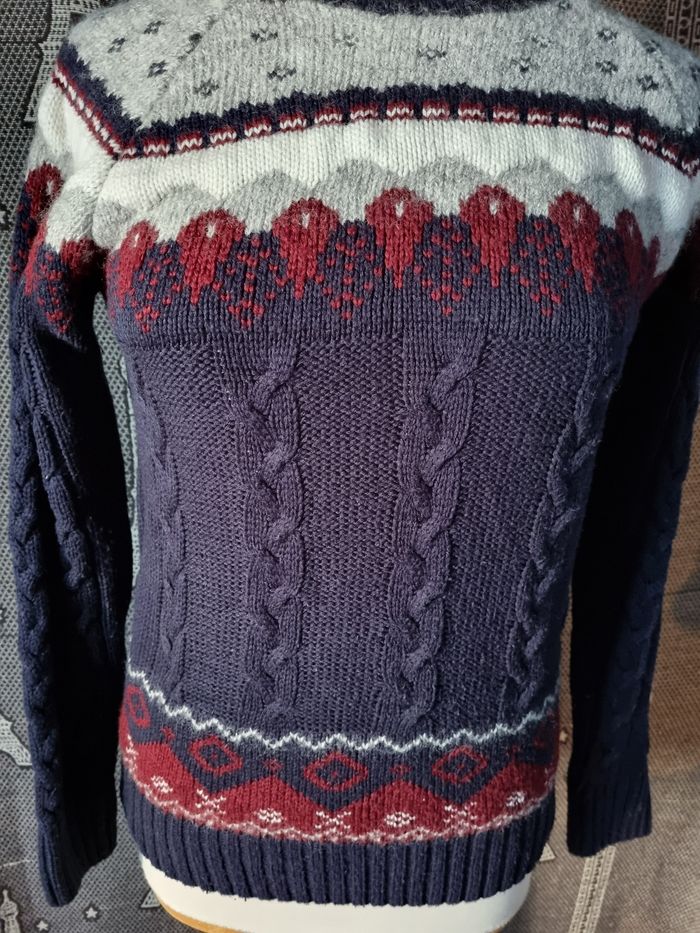 Pull d'hiver torsadée taille S-M - photo numéro 2