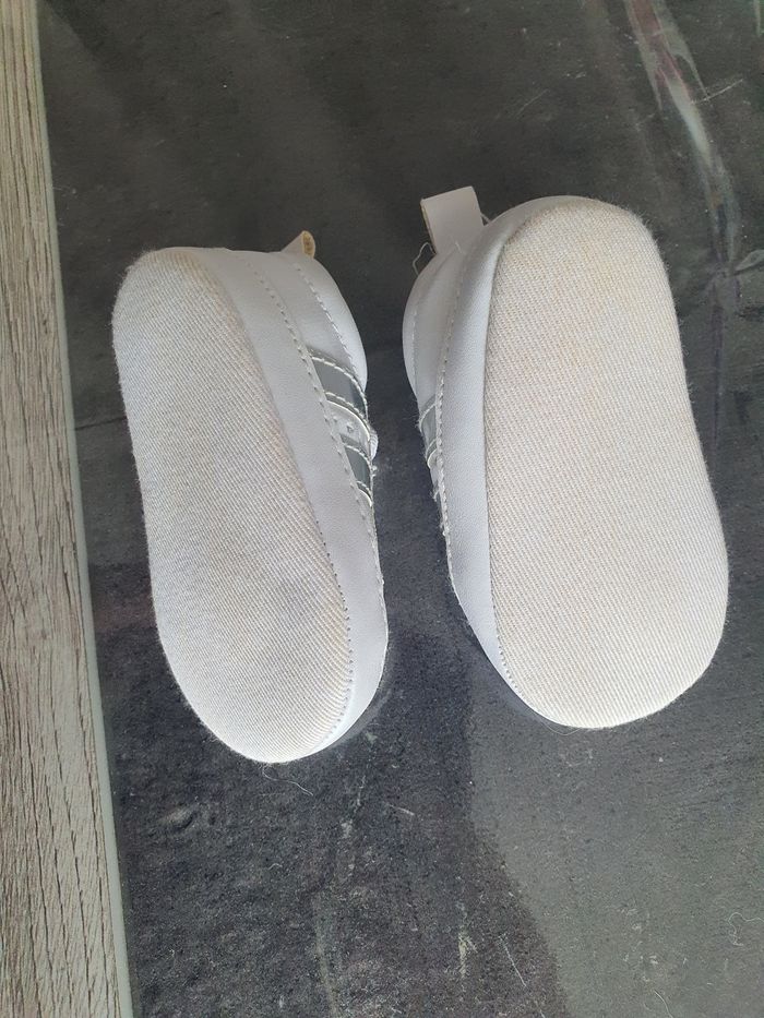Chaussures bébé - photo numéro 2