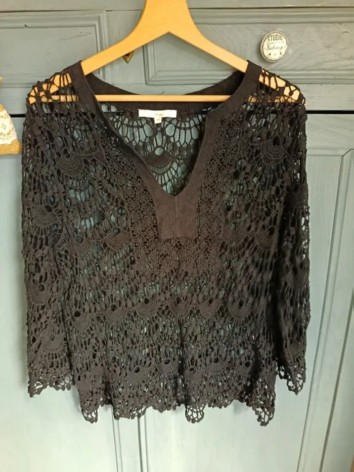 Pull dentelle