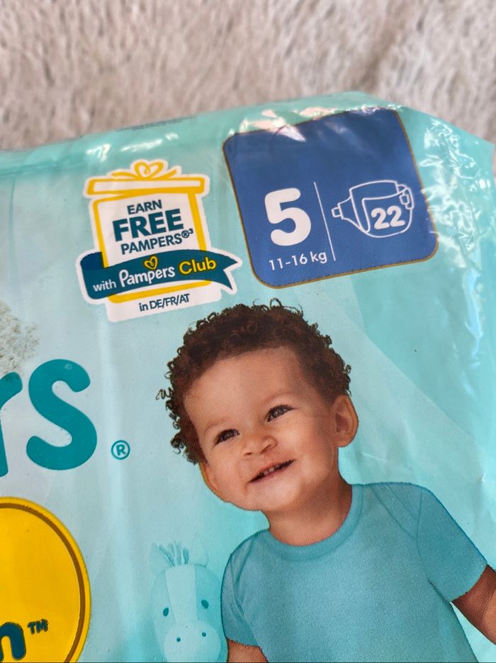 Couche Pampers - photo numéro 3