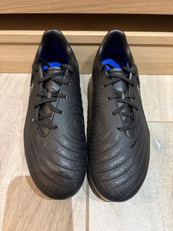 Crampons de foot Nike noirs, taille 39