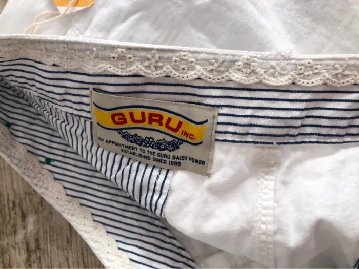 Short blanc Guru - photo numéro 9