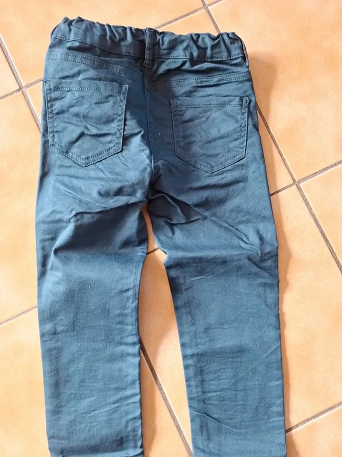 Lot 2 jeans - photo numéro 3