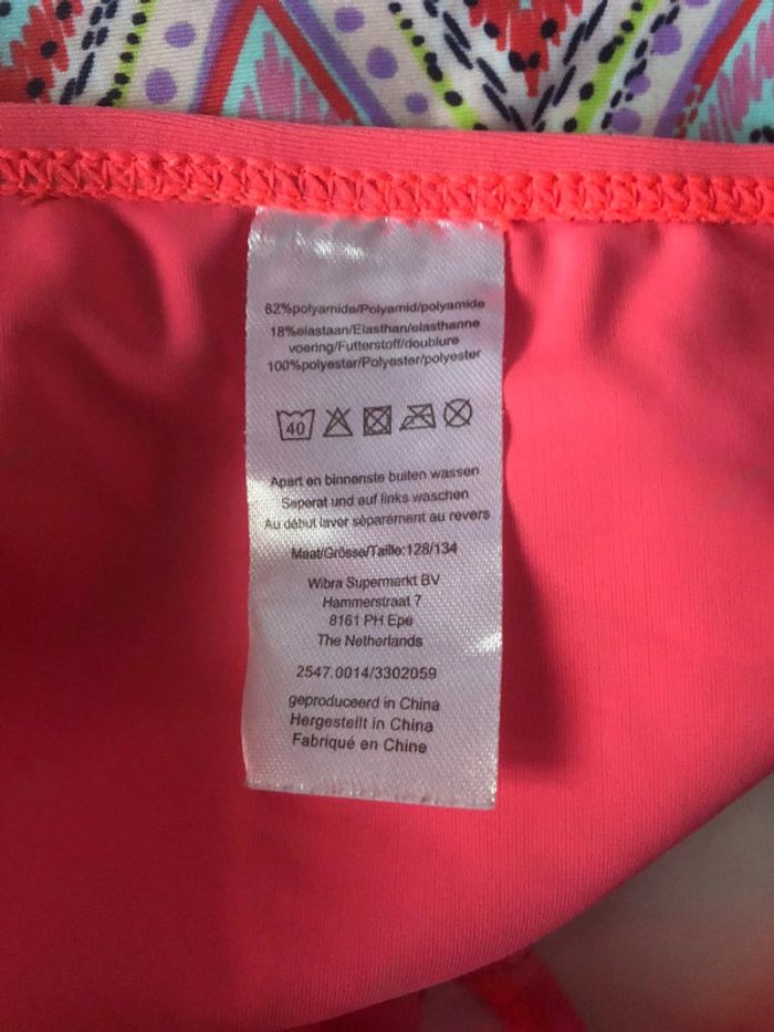Sublime maillot de bain 2 pièces taille 8 ans - photo numéro 6