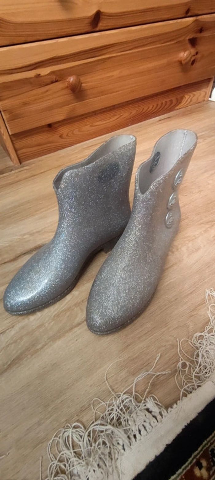 Bottines de pluie caoutchouc gris pailleté Vivienne Westwood x Melissa - photo numéro 7