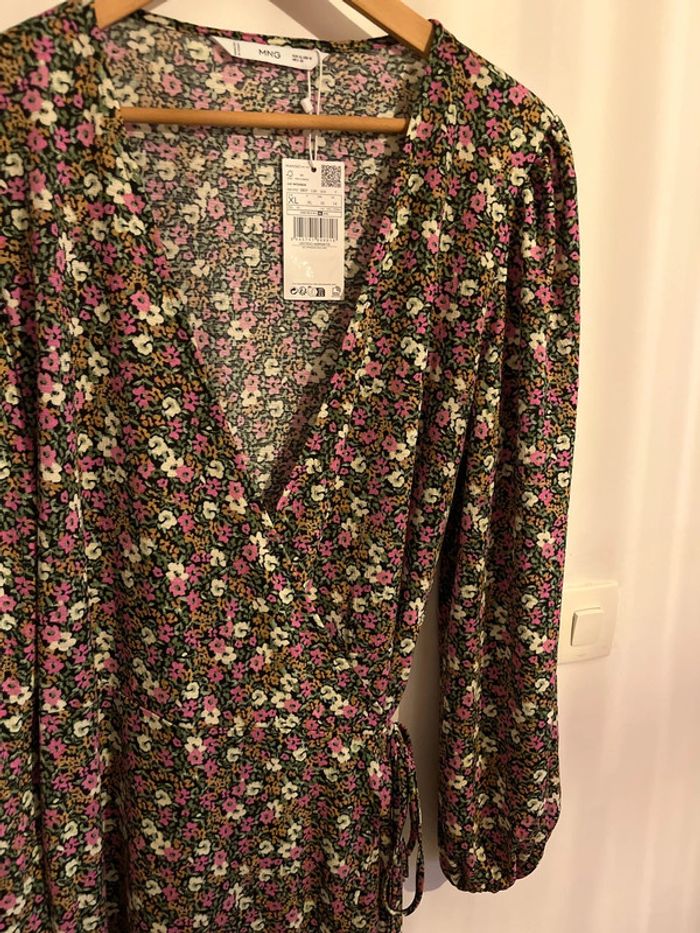 Robe fleurie cache coeur  Mango XL neuve - photo numéro 2