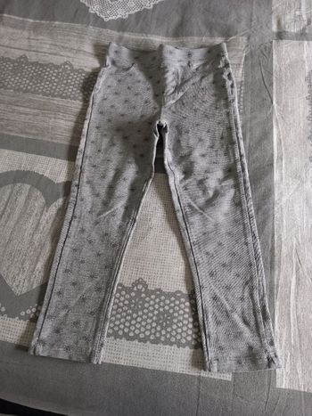 Vends pantalon fille