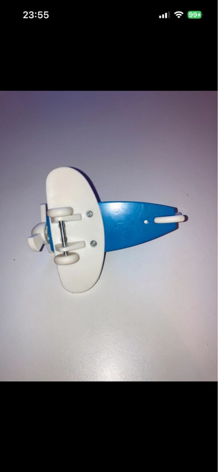 Avion en bois et plastique - photo numéro 3