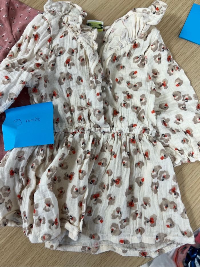 Lot 2 robes - photo numéro 2