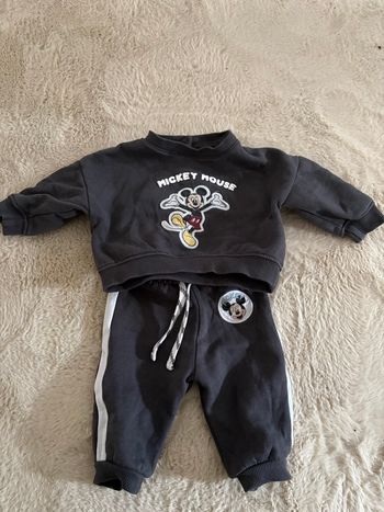 Ensemble Mickey 