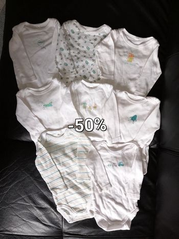 Lot 8 bodys 6-9 mois