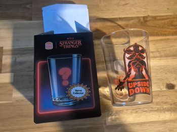 Verre Stranger Things × Burger King