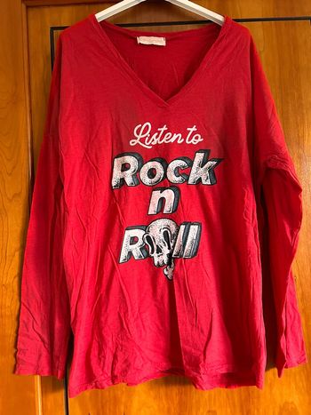 T-shirt manches longues rouge col v April Vintage