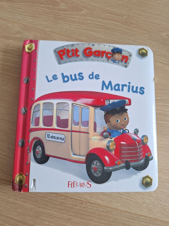 Livre petit garçon