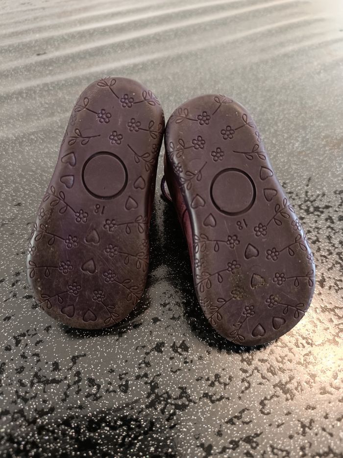 Chaussures taille 18 - photo numéro 3