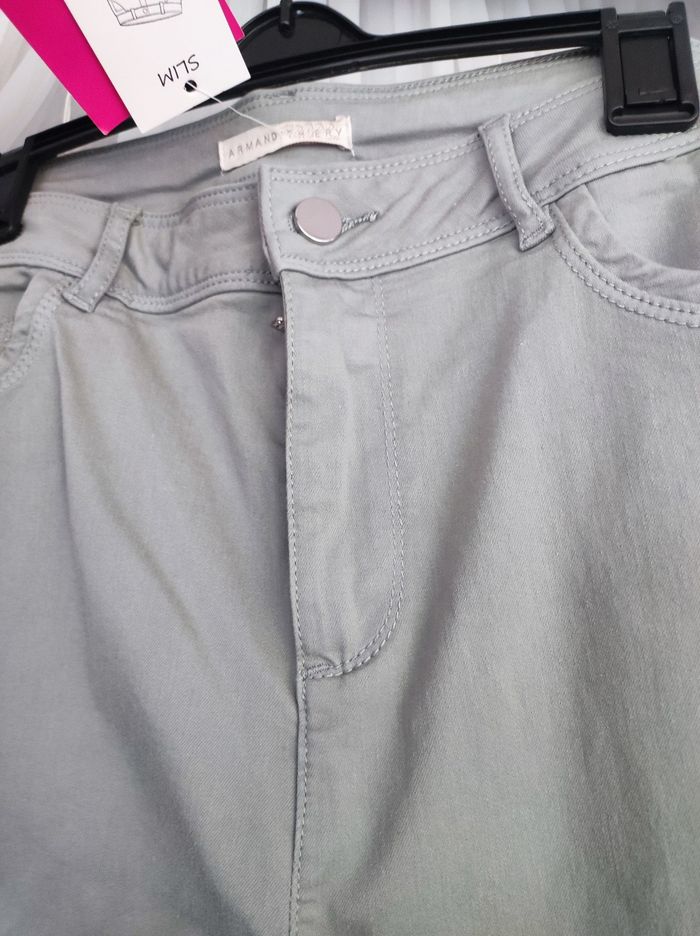 Pantalon kaki clair Taille 42  Armand Thiery Neuf - photo numéro 4