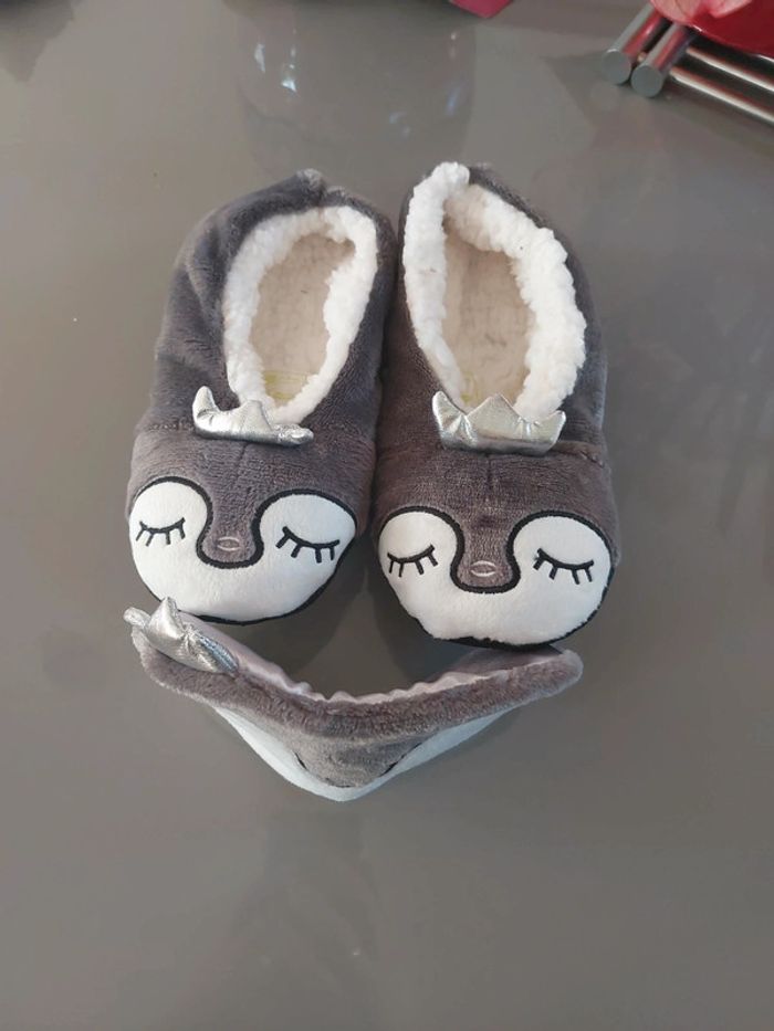 Chaussons 37/38 et masque de nuit