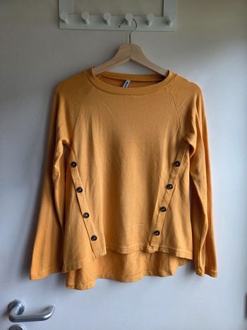 Pull moutarde colloseum - taille xs - boutons déco