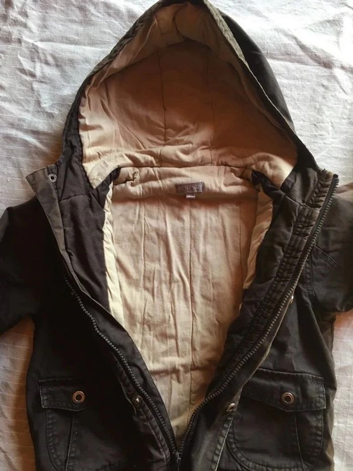 Manteau avec capuche 8 ans - photo numéro 2