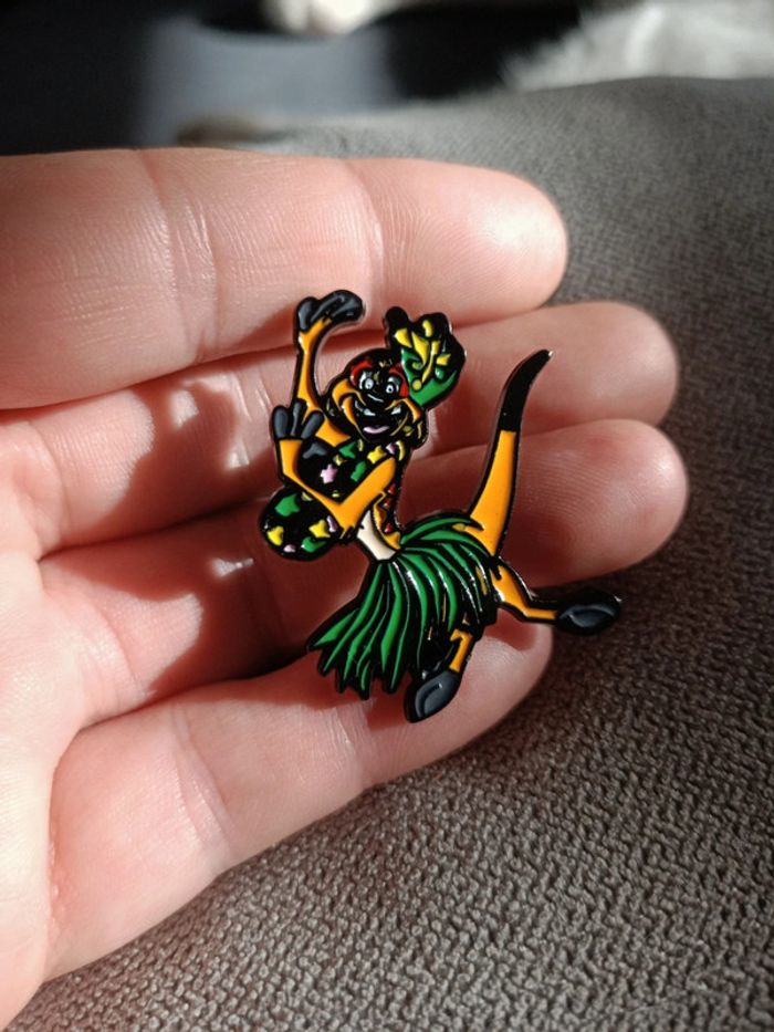 Pins Timon