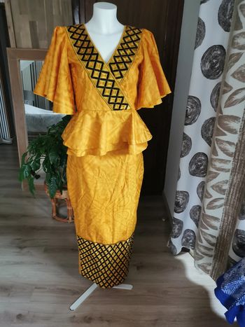Ensemble jupe et blouse éthnique jaune moutarde pour femme