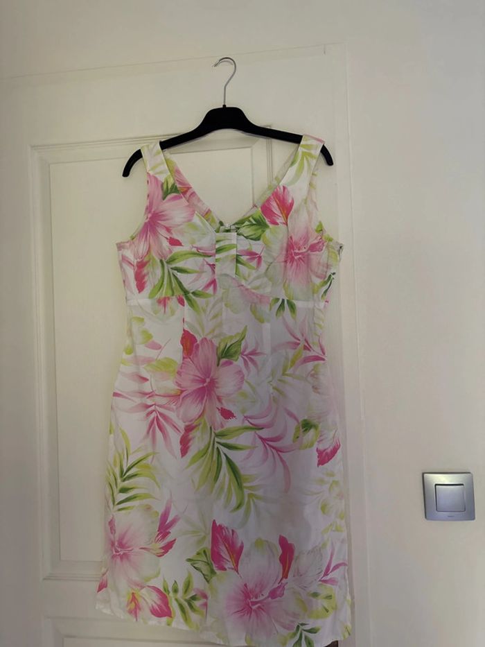 Robe fleurie bretelles épaisse
