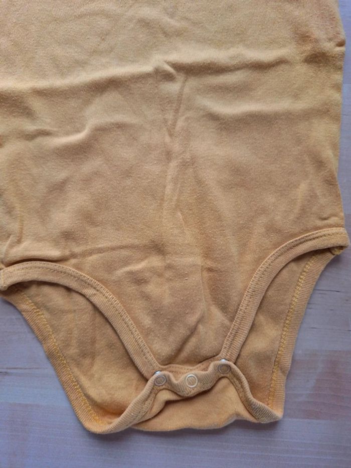 Bodies manches courtes taille 24 mois Marque Kiabi Très bon état - photo numéro 5